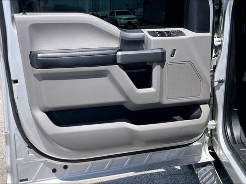 Used 2016 Ford F150 XLT w/ Equipment Group 302A Luxury RWD image 17