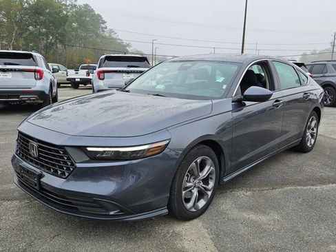 Used 2024 Honda Accord EX image 4