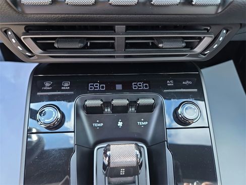 Used 2024 Porsche 911 Carrera S image 14