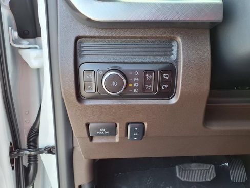 New 2026 Ford F250 King Ranch w/ Chrome Package AWD/4WD image 21