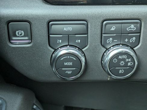 Used 2025 GMC Sierra 1500 SLT w/ SLT Premium Plus Package image 15