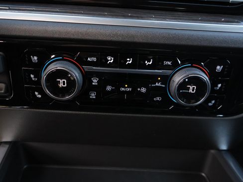 Used 2025 Chevrolet Silverado 1500 LTZ w/ LTZ Convenience Package II image 29