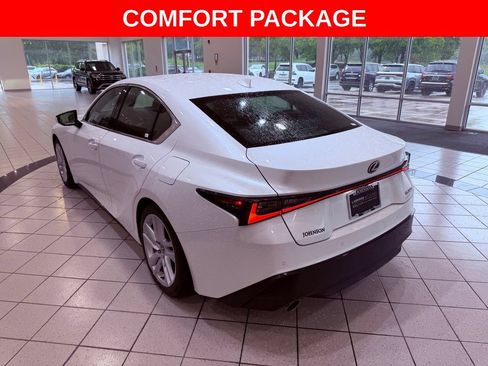 Certified 2023 Lexus IS 300 w/ Comfort Package RWD image 6