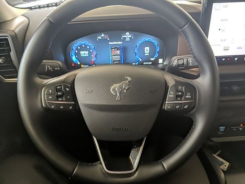 Used 2025 Ford Bronco Sport Outer Banks w/ Outer Banks Tech Package+ image 16