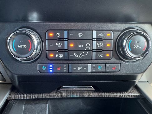 Used 2020 Ford F250 Lariat w/ Lariat Value Package image 33