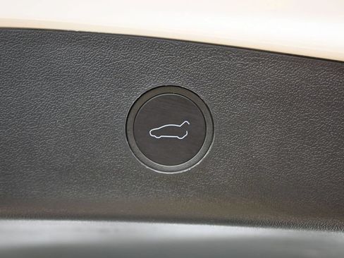 Used 2023 Tesla Model 3 Standard Range RWD image 15