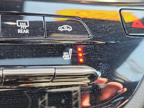 Certified 2025 Buick Envista Preferred FWD image 23