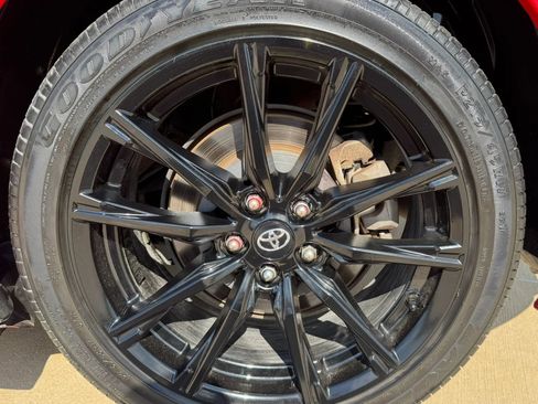 Used 2020 Toyota 86 RWD image 17