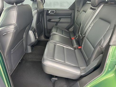 Used 2025 Ford Bronco Outer Banks image 31