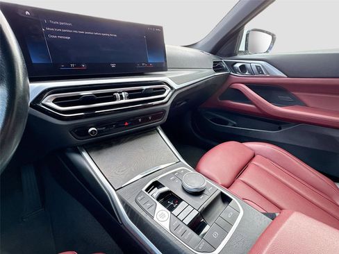 Used 2024 BMW 430i Convertible image 10