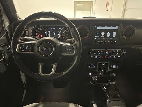 Used 2023 Jeep Gladiator Mojave w/ LED Lighting Group AWD/4WD image 35