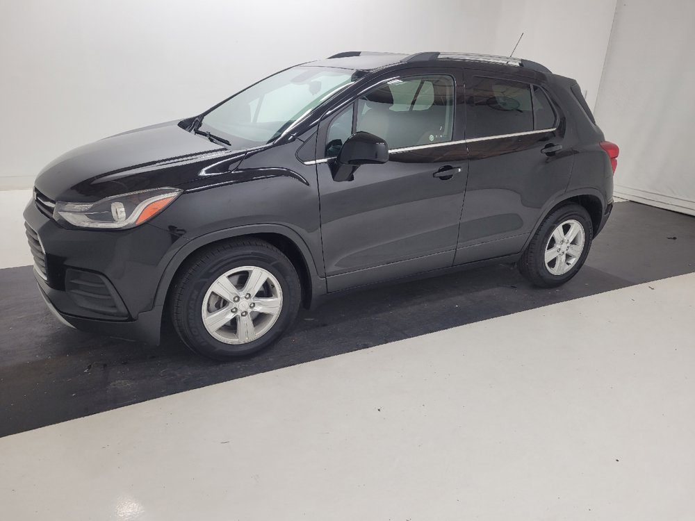 Used 2019 Chevrolet Trax LT FWD image 2