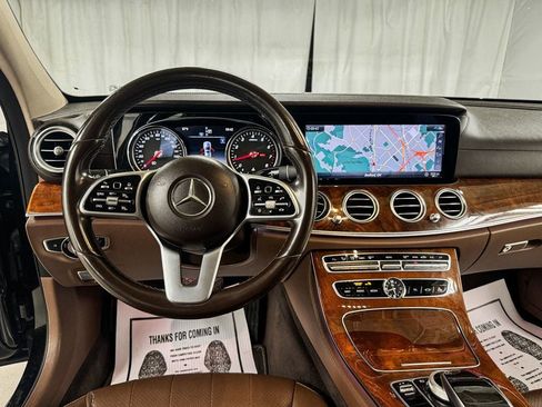 Used 2019 Mercedes-Benz E 300 E 300 4MATIC Sedan w/ Premium 1 Package image 14