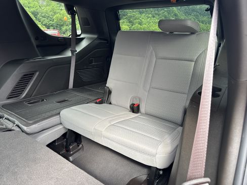 Used 2024 Chevrolet Tahoe LS w/ Driver Alert Package AWD/4WD image 18