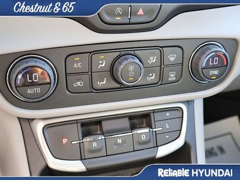 Used 2023 GMC Terrain SLT w/ Infotainment Package II AWD/4WD image 36