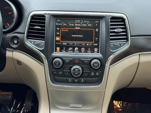 Used 2014 Jeep Grand Cherokee Limited AWD/4WD image 13