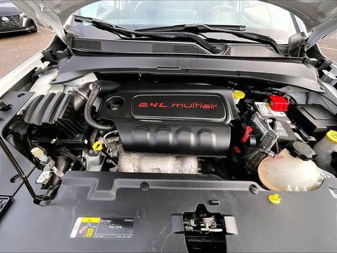 Used 2022 Jeep Compass Latitude w/ Convenience Group image 28