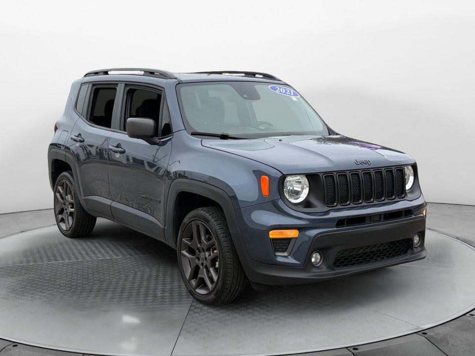 Used 2021 Jeep Renegade Latitude w/ Sun & Sound Group AWD/4WD image 1