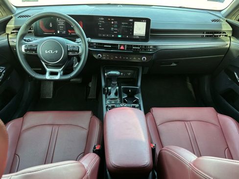 Used 2025 Kia K5 GT-Line w/ GT-Line Premium Package image 9