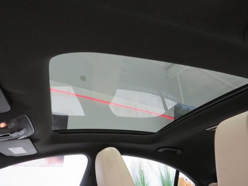 Used 2018 Mercedes-Benz CLA 250 4MATIC image 24