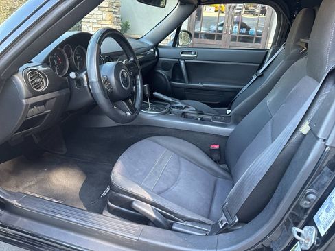 Used 2014 MAZDA MX-5 Miata Sport RWD image 8