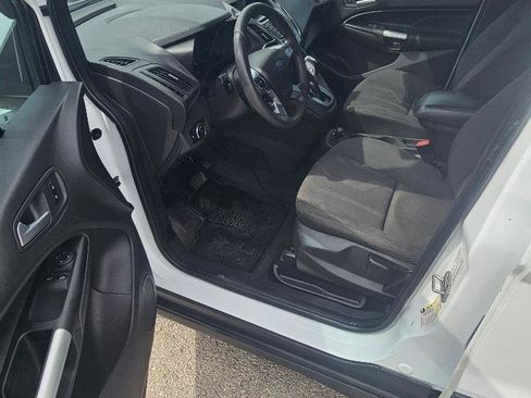 Used 2014 Ford Transit Connect XLT image 18