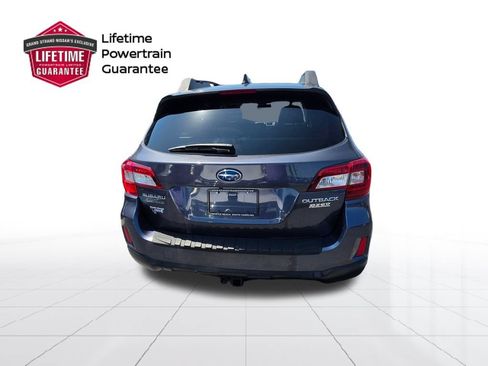 Used 2017 Subaru Outback 2.5i Premium AWD/4WD image 8