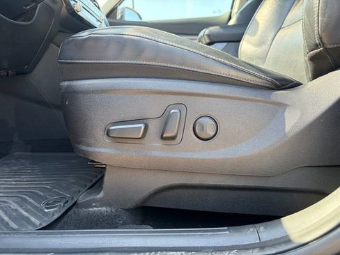 Used 2022 Kia Telluride S FWD image 21