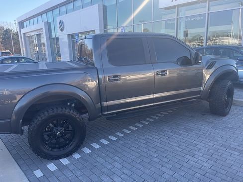 Used 2018 Ford F150 Raptor w/ Equipment Group 802A Luxury image 4