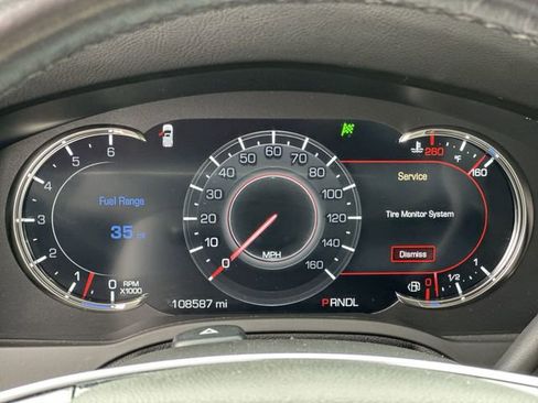 Used 2018 Cadillac Escalade Premium Luxury AWD/4WD image 28