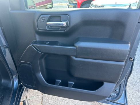 Used 2019 Chevrolet Silverado 1500 Custom w/ Custom Convenience Package image 19