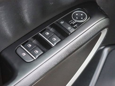 Used 2024 Kia Soul LX w/ Option Group 015 image 40