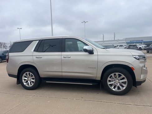 Used 2024 Chevrolet Tahoe Premier w/ Advanced Technology Package image 2