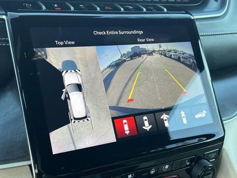 Certified 2024 Jeep Grand Cherokee Limited w/ Luxury Tech Group II image 37