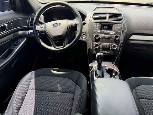 Used 2019 Ford Explorer XLT FWD image 13