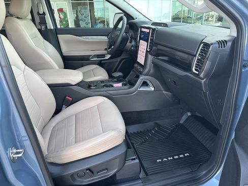 Used 2024 Ford Ranger Lariat w/ FX4 Off-Road Package image 18