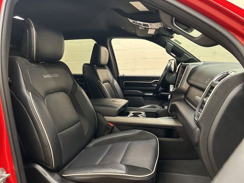 Used 2024 RAM 1500 Laramie image 10
