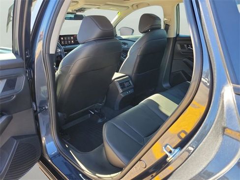 Used 2023 Honda Accord Touring image 7