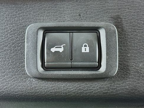 Used 2025 Mitsubishi Outlander SE AWD/4WD image 30