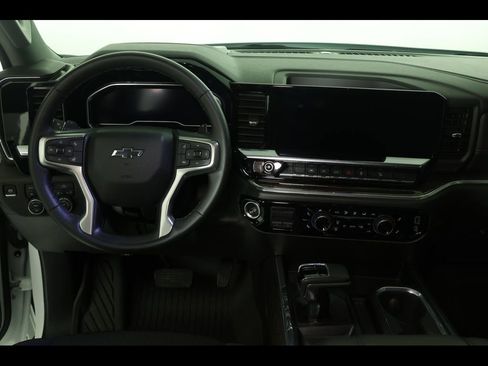 Used 2025 Chevrolet Silverado 1500 RST w/ Z71 Off-Road Package image 18