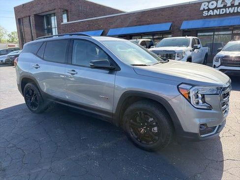 Used 2024 GMC Terrain AT4 AWD/4WD image 1