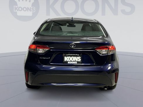 Used 2022 Toyota Corolla LE image 11