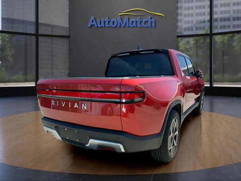 Used 2022 Rivian R1T Adventure AWD/4WD image 10