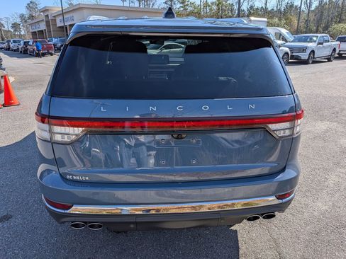 Certified 2025 Lincoln Aviator Reserve image 6