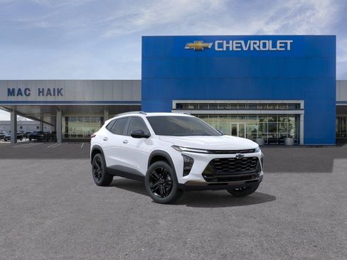 New 2026 Chevrolet Trax ACTIV w/ Sunroof Package FWD image 1