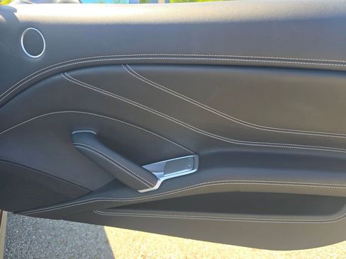 Used 2017 Ferrari California T RWD image 18