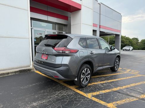 Used 2023 Nissan Rogue SV FWD image 5