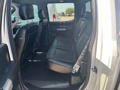 Used 2018 Ford F150 Lariat w/ Equipment Group 502A Luxury AWD/4WD image 5