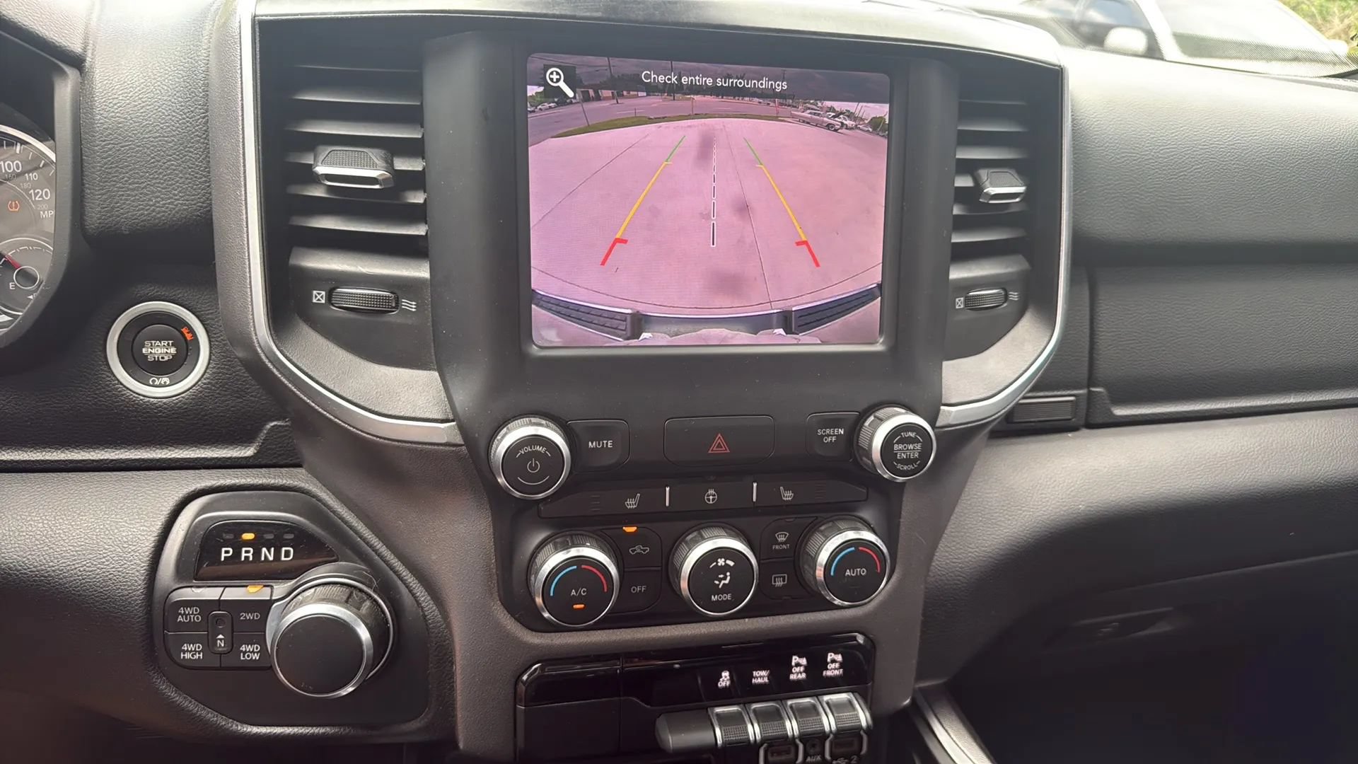 Used 2019 RAM 1500 Big Horn AWD/4WD image 14
