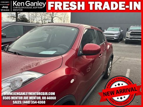 Used 2011 Nissan Juke SV image 7